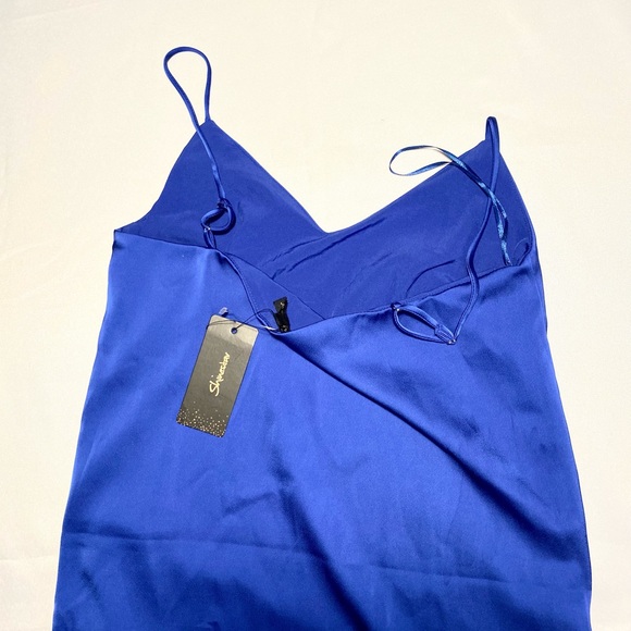 Shinestar Satin Split Hem Cami
Dress Royal Blue - Picture 9 of 15